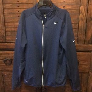 EUC Men’s Nike Dri-fit running jacket